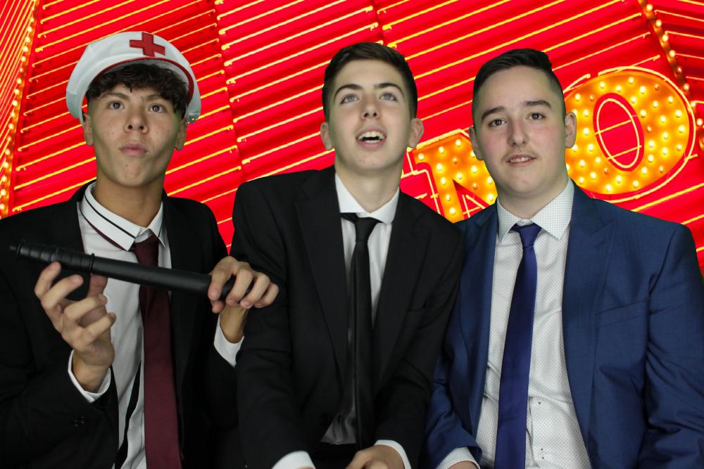 Christ School Prom | View more photos from the event at gallery.myphotoboothexperience.co.uk/u/MyPhotoBoothExperienceLtd/Christ-School-Prom